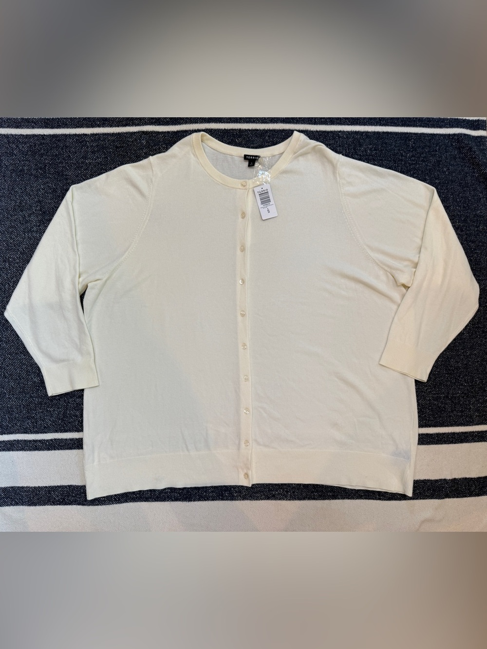 NWT Torrid Cream Cardigan Button Up Sweater Women’s 5X 28 New